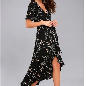 Lulu’s Wild Winds black floral dress